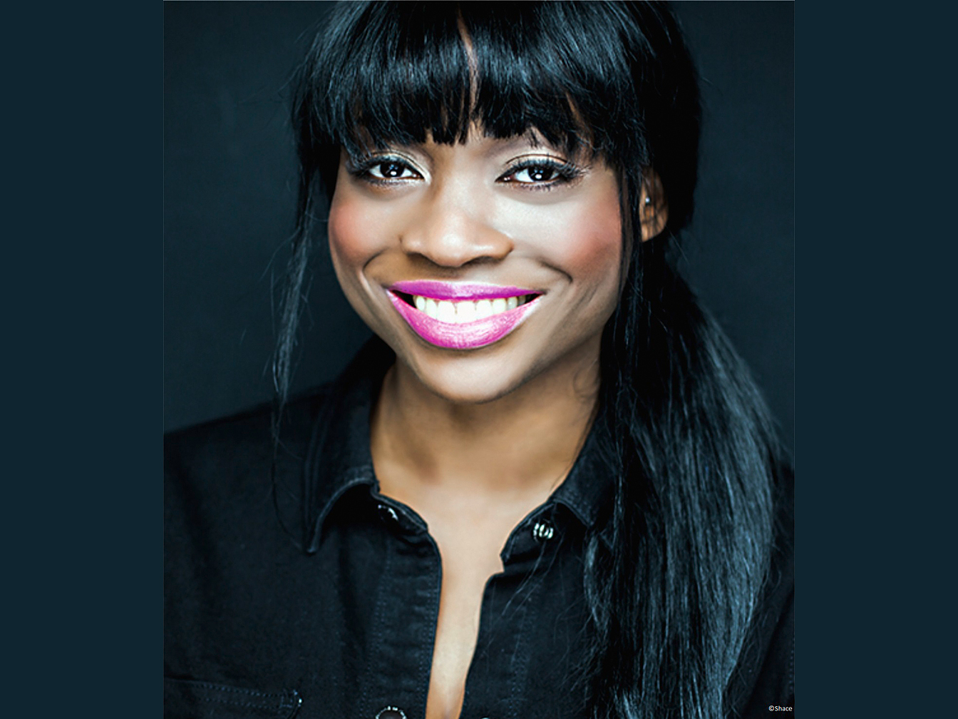 Bestsellerautorin Anya Omah