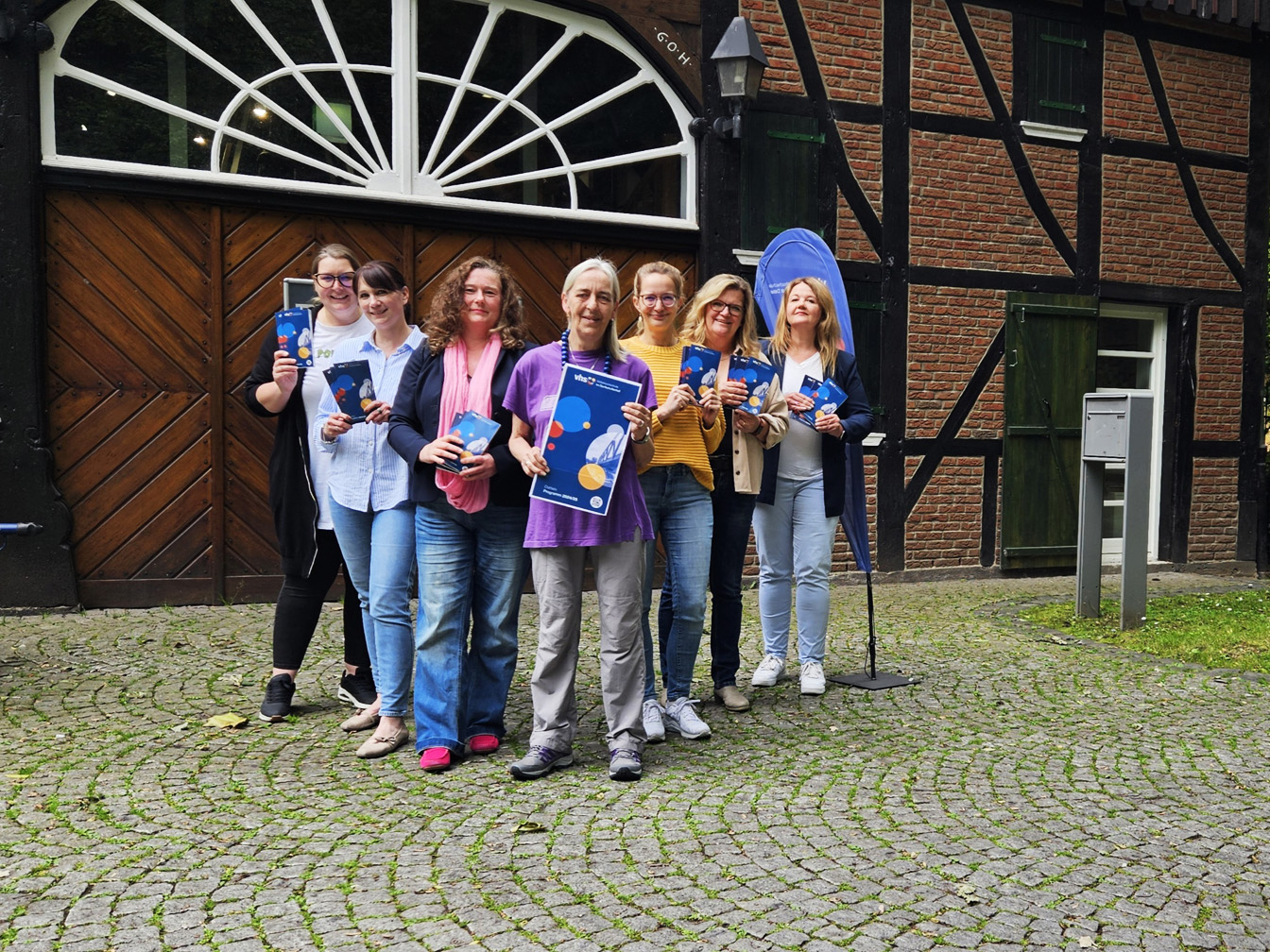 Das VHS-Team (v. l.): Katrin Schulte, Silke Kastner, Patricia Gerards, Rosemarie Schloßer, Laura Schäckelhoff, Susanne Möller und Stephanie Fuchs 