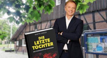 Thriller-Autor Martin Jansen sowie sein Thriller „Die letzte Tochter – Der Countdown hat begonnen" sind vor dem Dorfschultenhof zu sehen (Fotomontage)