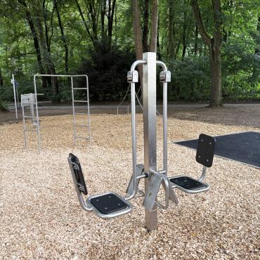 Geräte der Calisthenics-Anlage im Lohbusch 