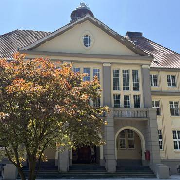 Rathaus-Haupteingang