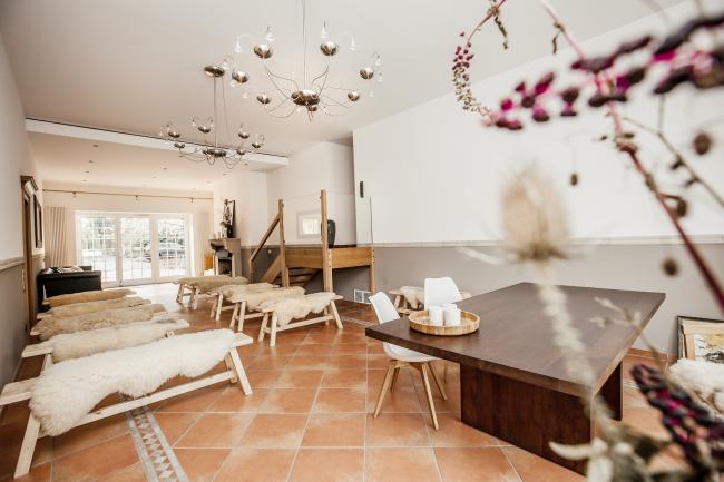 Das Bild zeigt die Traulocation Haus Vogelsang von innen.