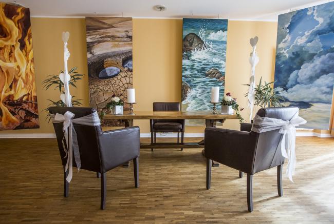 Das Bild zeigt den Meditationsraum im Jammertalresort für eine Hochzeit.