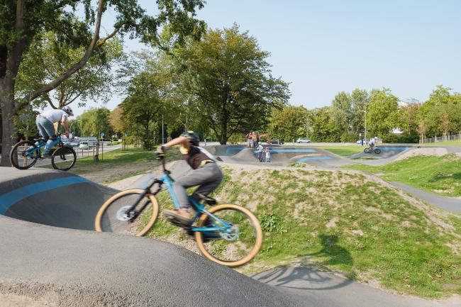 Das Bild zeigt den Sportpark Mitte.