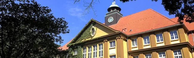 Das Bild zeigt das Rathaus der Stadt Datteln