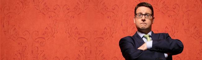 Das Bild zeigt den Künstler Kai Magnus Sting.