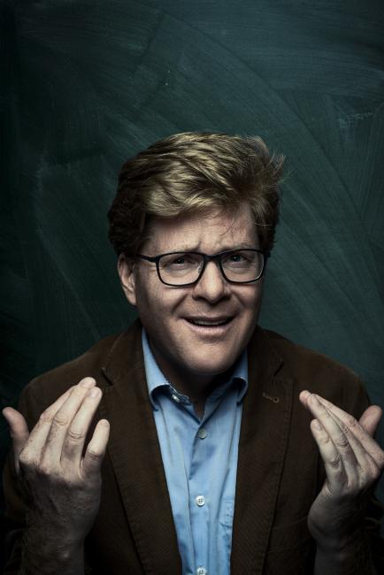 Das Bild zeigt den Künstler "Herr Schröder"