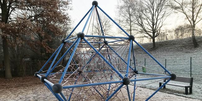 Das Bild zeigt den Spielplatz Am Leinpfad