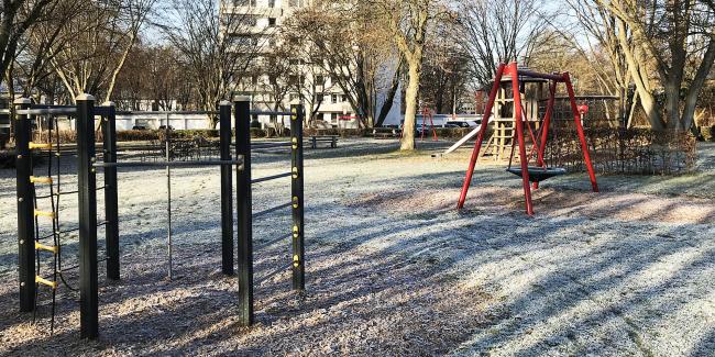 Das Bild zeigt den Spielplatz an der Wagnerstraße