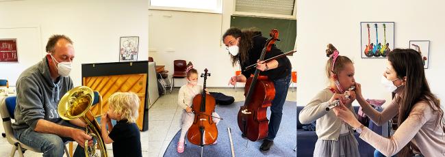 Das Bild bestehe aus drei Bildern, die Lehrkräfte abbilden, die Kindern beim Ausprobieren von Instrumenten unterstützen.