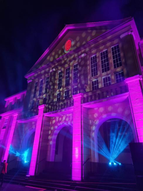 angestrahltes Rathaus