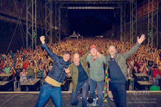 Das Bild zeigt die Band Goldplay