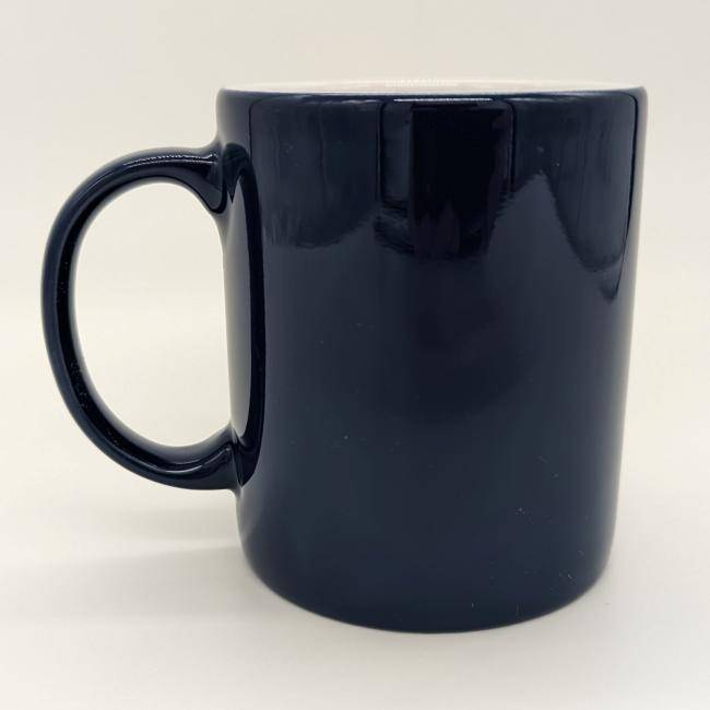 Tasse dunkelblau mit weißem Logo Datteln Stadt der Wasserstraßen Rückseite - Merch