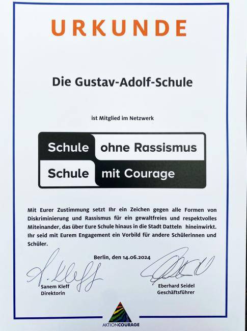 Urkunde "Schule ohne Rassismus - Schule mit Courage" für Gustav-Adolf-Schule