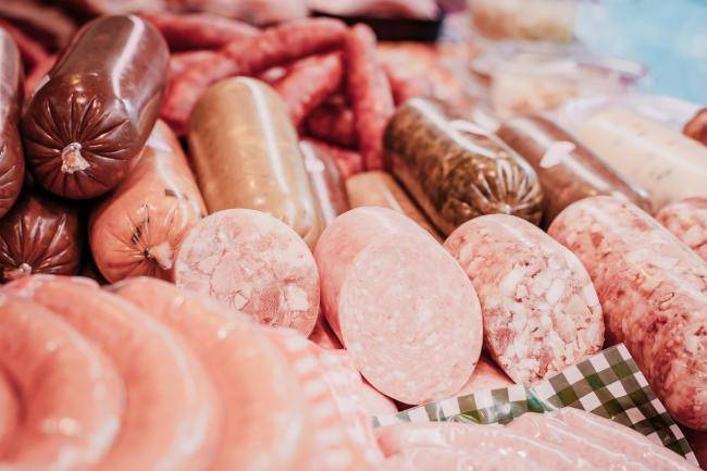 Wochenmarkt Marktstand Fleischerei Bork Theke Wurst