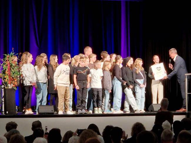 Junger Ehrenamtspreis 2024 für das Kinder- und Jugendparlament 