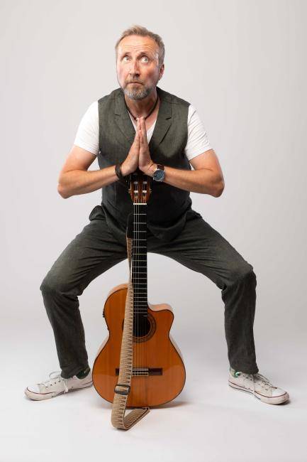 Das Bild zeigt Helmut Sanftenschneider