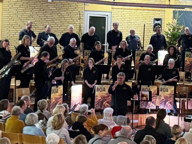 Blasorchester BOA beim Weihnachtskonzert im Pädagogischen Zentrum der Gustav-Adolf-Schule 2024