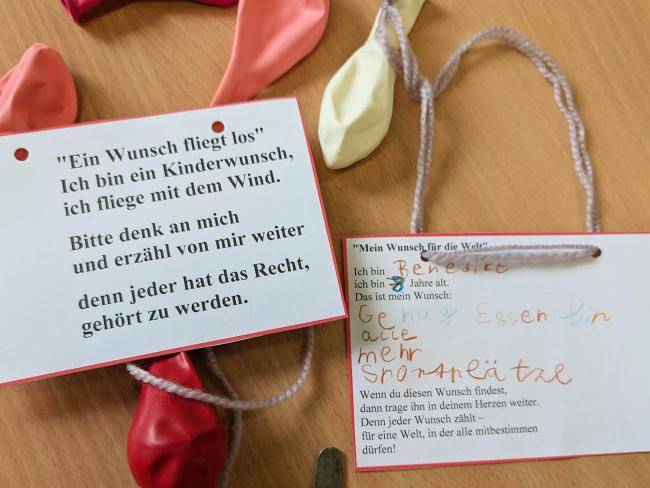 Woche der Demokratie - Wünsche für Luftballons