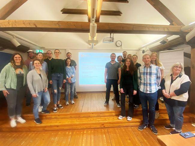 Teilnehmer*innen des Impulsworkshops des kommunalen Integrationszentrums im Dorfschultenhof