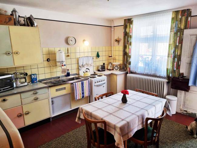 Das Bild zeigt die Küche im Dattelner 50er-Jahre-Museum.